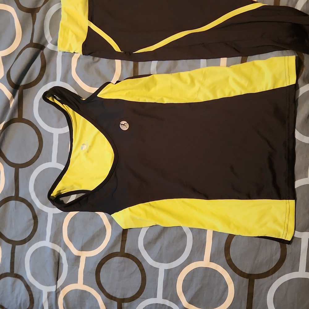 Exercise top and shorts